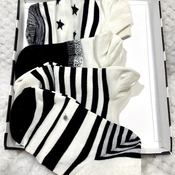 3 for $45_ Fasion short socks, 4 pairs in a box, Brand New in a gift box - Picture 5 of 8